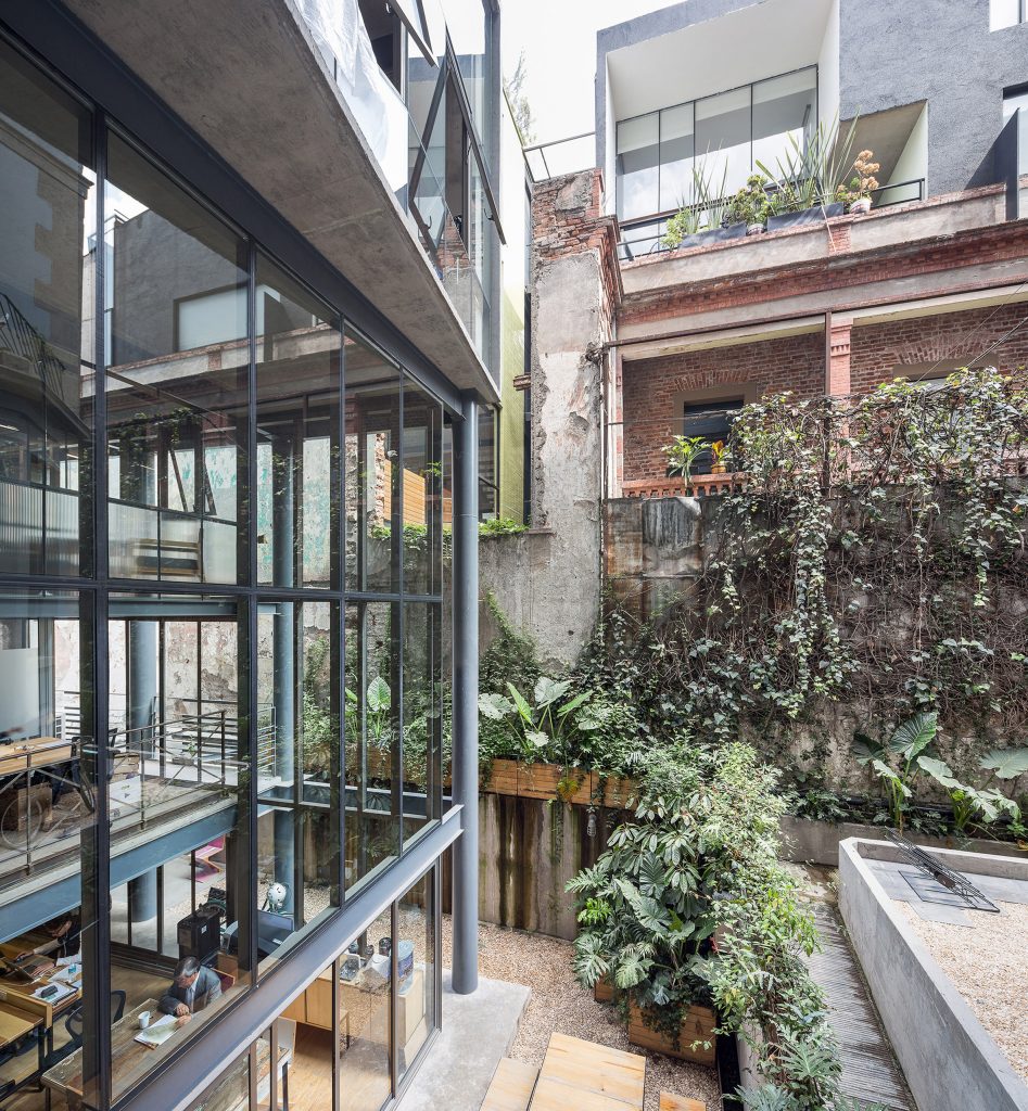 Havre 77 by Francisco Pardo Arquitecto