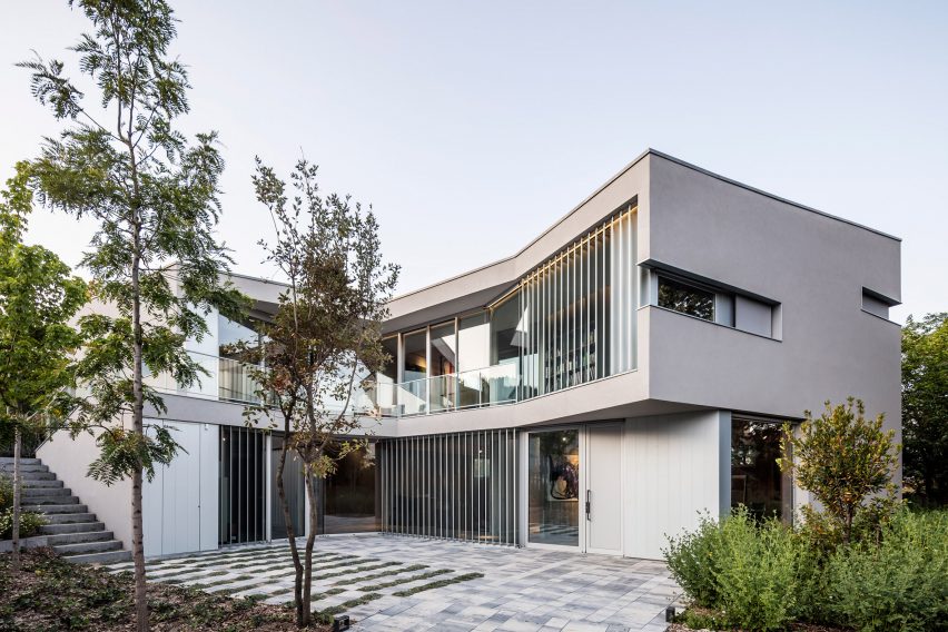 House in Valldoreix by 05AM arquitectura