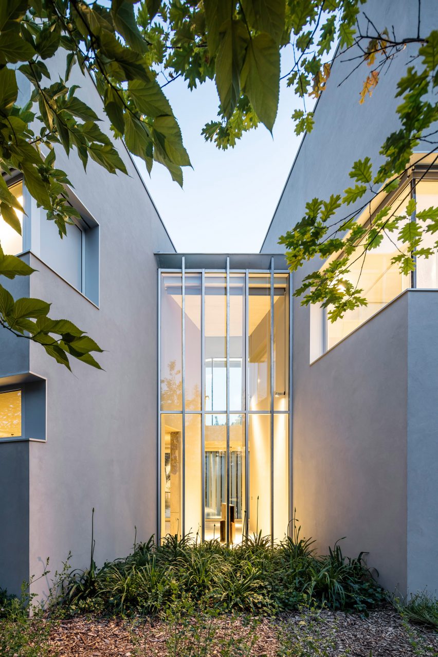 House in Valldoreix by 05AM arquitectura