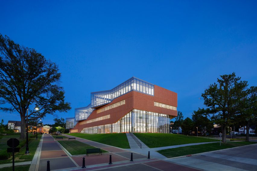 Kent State arch school by Weiss Manfredi