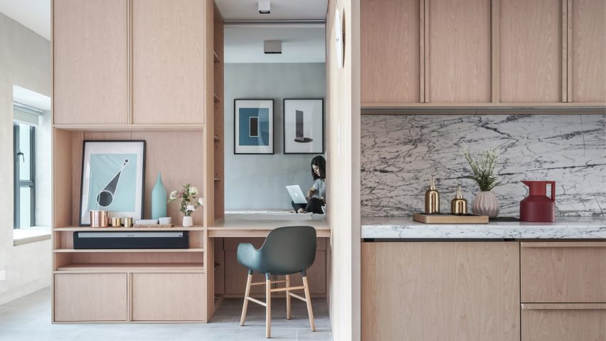 A broken-plan apartment