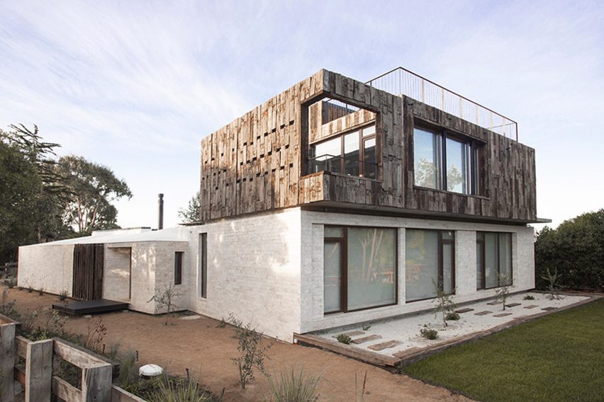 Machagua House by Croxatto and Opazo Arquitectos