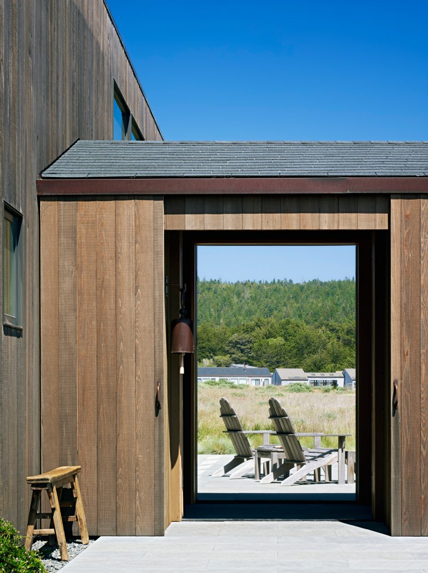 Meadow House by Malcom Davis