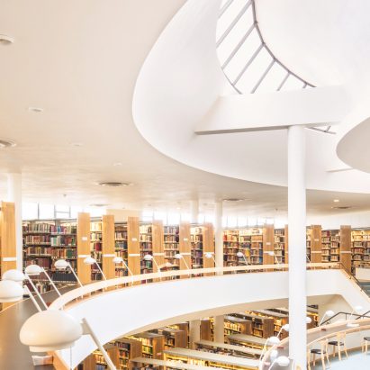 mount-angel-library-alvar-aalto-portland-1970-usa-roundups-architecture_sq