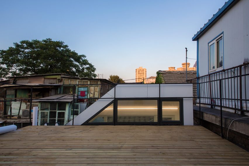 Mrs Fan's Plugin House by People's Architecture Office