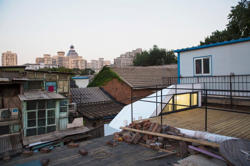 Mrs Fan's Plugin House by People's Architecture Office