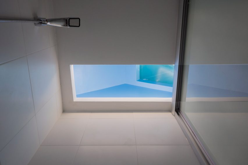 Mrs Fan's Plugin House by People's Architecture Office
