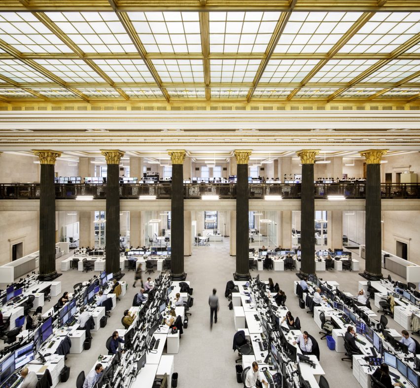 National Bank of Canada trading floor by Architecture49