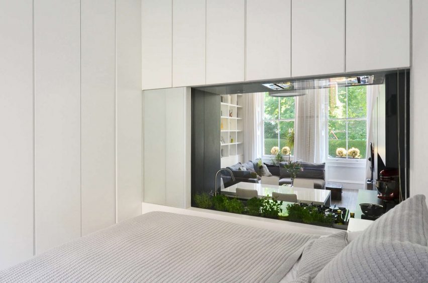 Nevern Square Apartment by Daniele Petteno Architecture Workshop