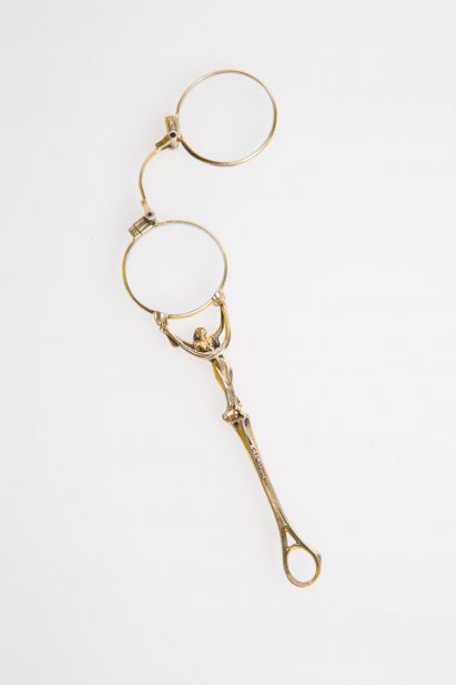 Folding art-nouveau lorgnettes, made from gold in the 19th century