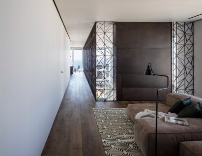 P Duplex by Pitsou Kedem