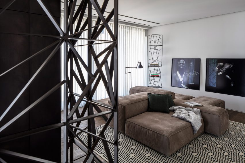 P Duplex by Pitsou Kedem