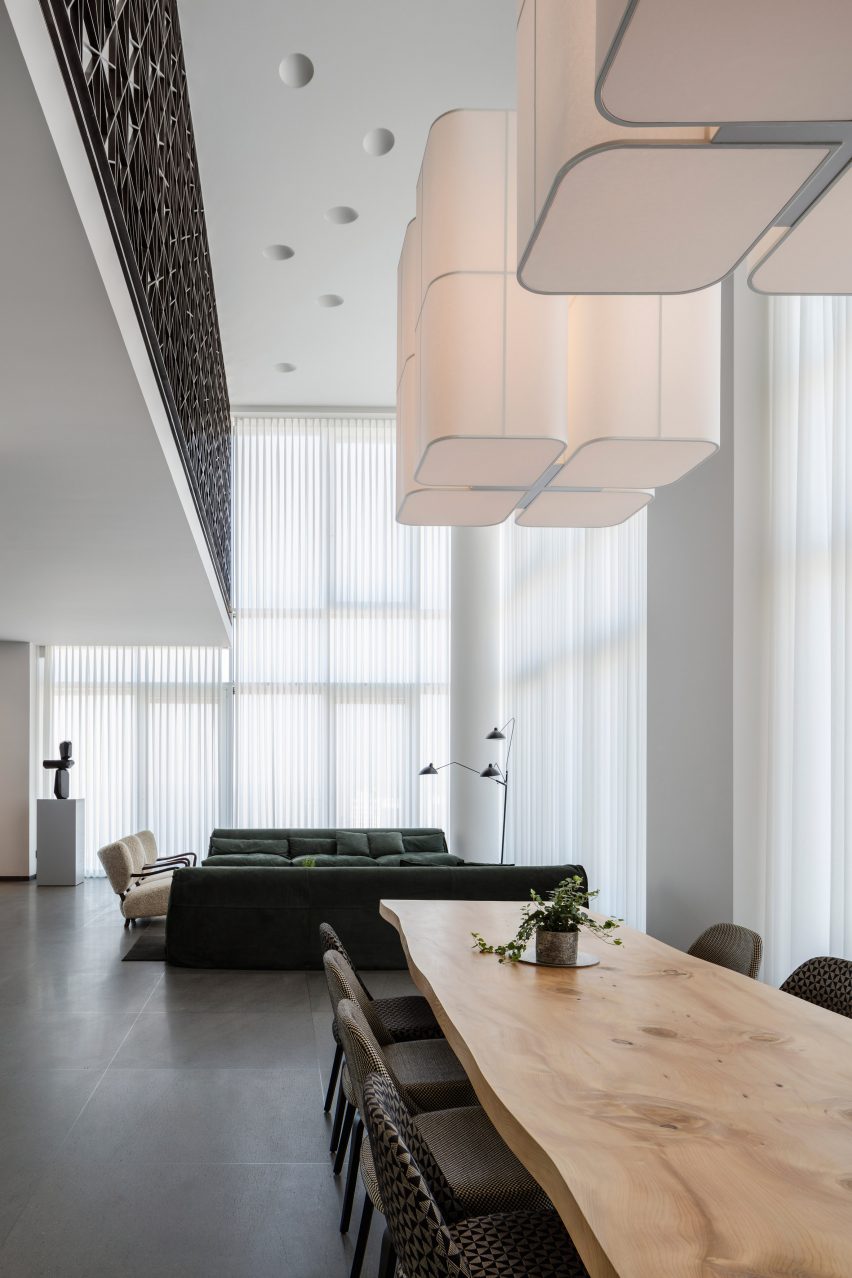 P Duplex by Pitsou Kedem