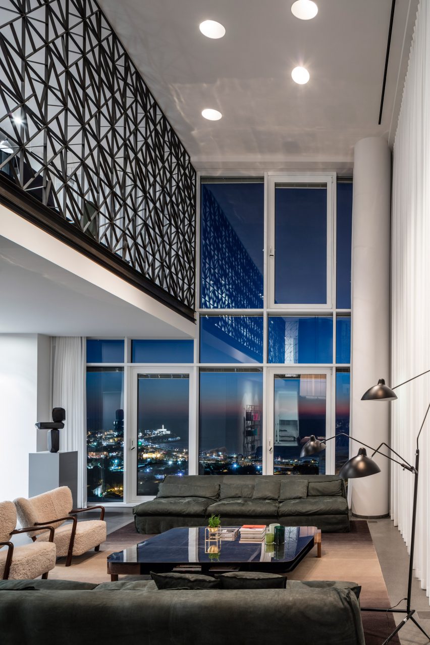 P Duplex by Pitsou Kedem
