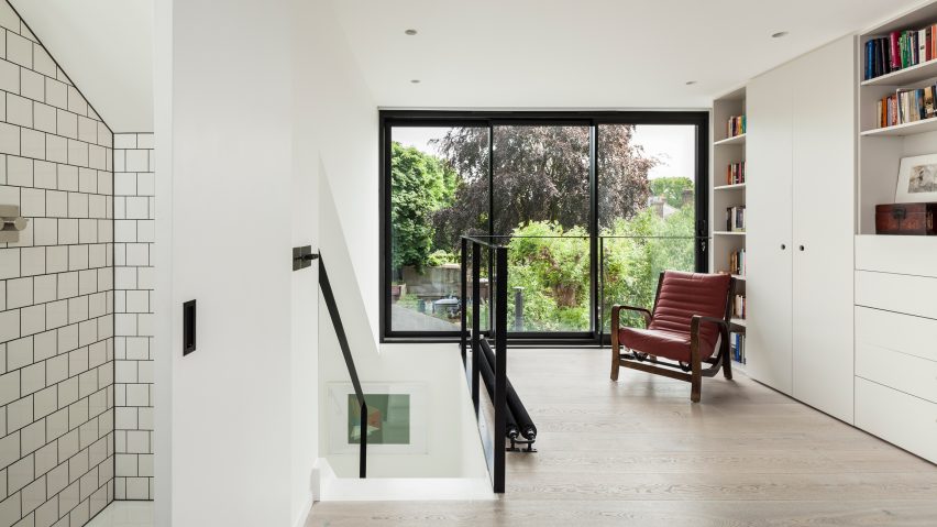 This week’s Dezeen Mail features a sinuous MAD housing block and London’s best house extensions