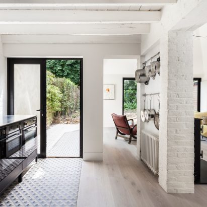 This week’s Dezeen Mail features a sinuous MAD housing block and London’s best house extensions