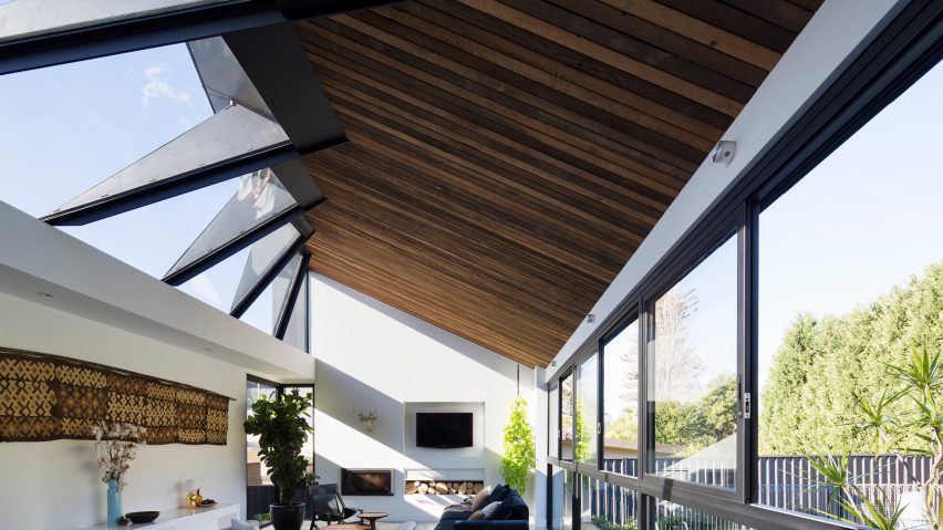 Concertina rooflight illuminates Sydney house extension by Nick Bell Design