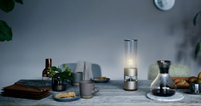 sony-glass-sound-speaker-bluetooth-competition_dezeen_2364_col_4