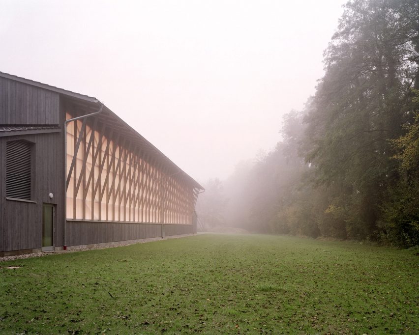 Sports Hall Haiming by Almannai Fischer