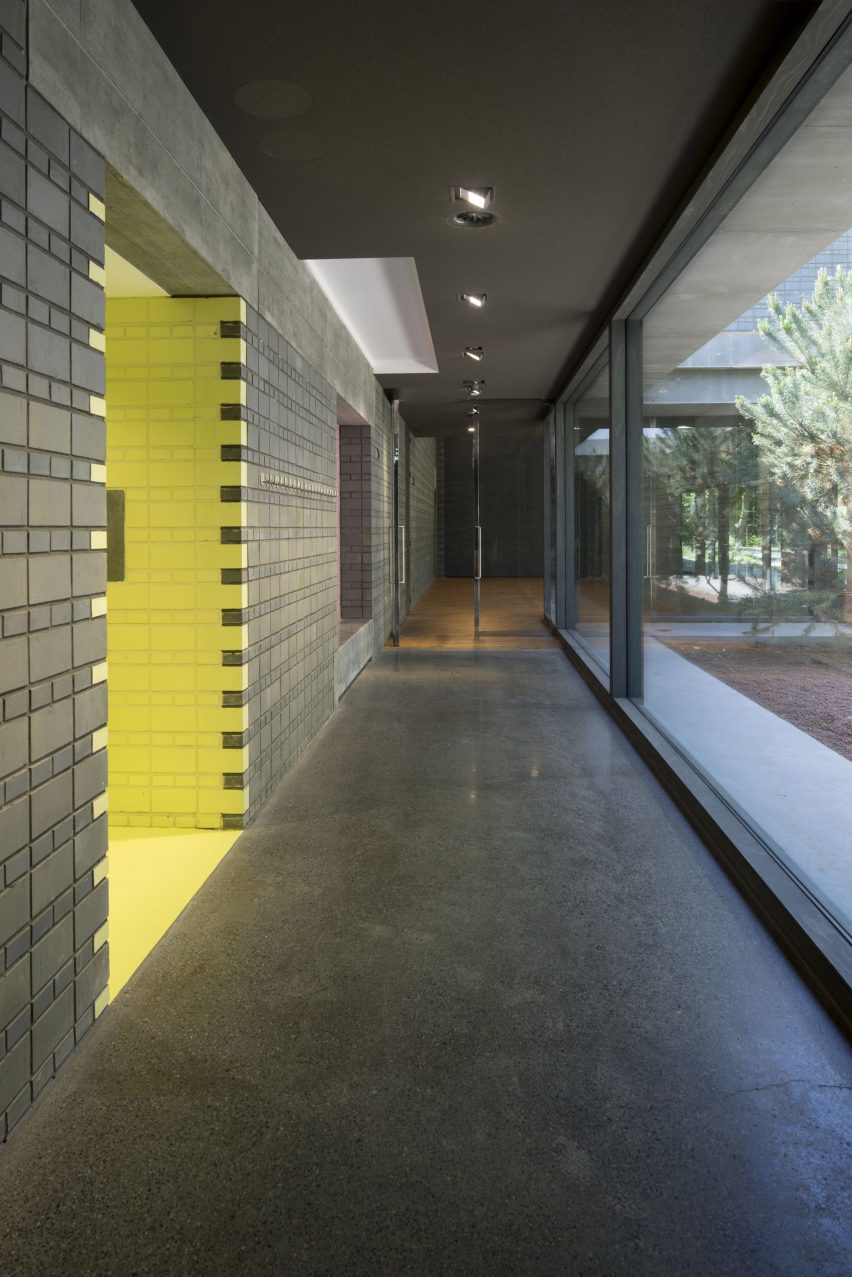Sportscentre in Rotterdam by Koen van Velsen architects architecture netherlands