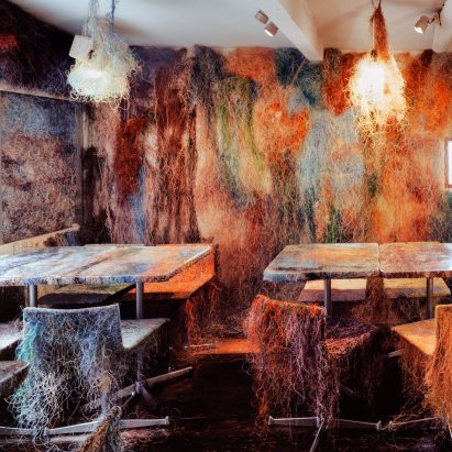 tetchan-bar-kengo-kuma-dezeen-pinterest-bars-col