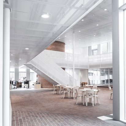 tonder-townhall-extension-renovation-sleth-architecture-infrastructure-denmark_dezeen_2364_col_5