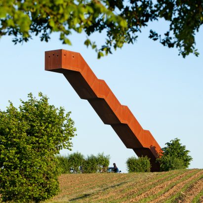 Vlooyberg Tower by Close to Bone