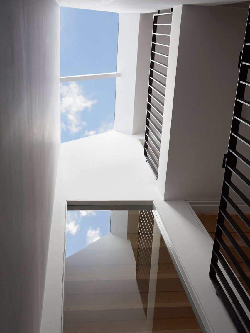 Wenslauer House by 31/44