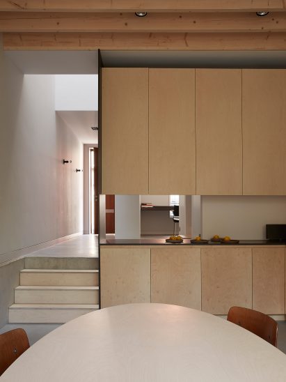 Wenslauer House by 31/44