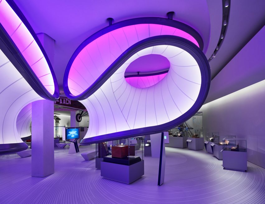 The Winton Gallery by Zaha Hadid Archtects