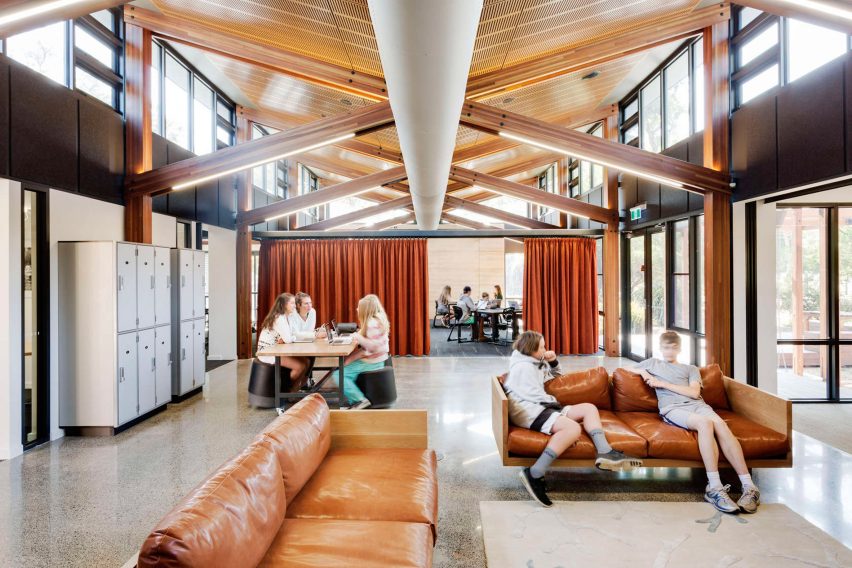Architizer: Woodleigh School - Homestead Project by Law Architects