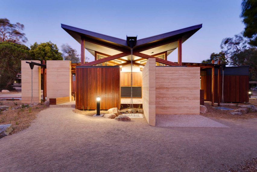 Architizer: Woodleigh School - Homestead Project by Law Architects