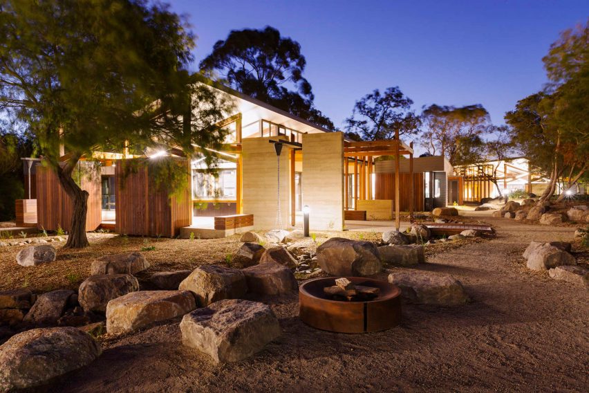 Architizer: Woodleigh School - Homestead Project by Law Architects