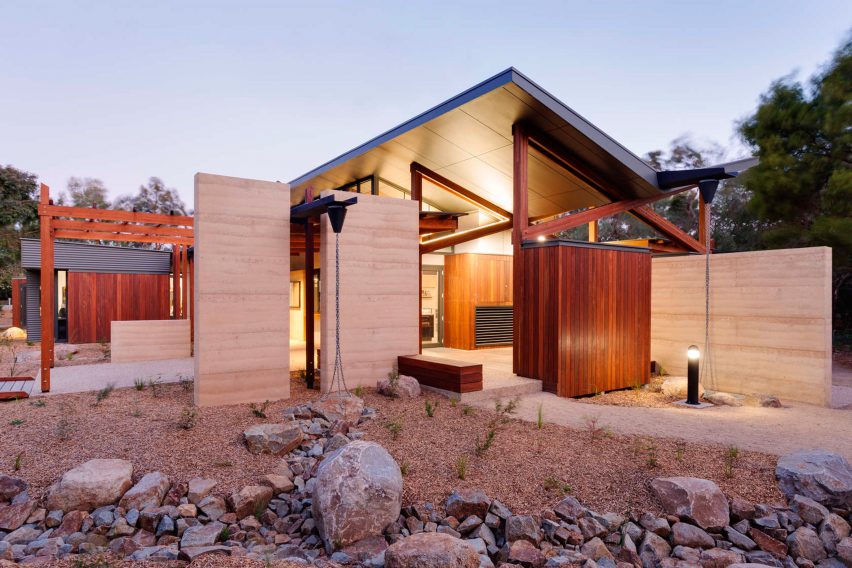 Architizer: Woodleigh School - Homestead Project by Law Architects