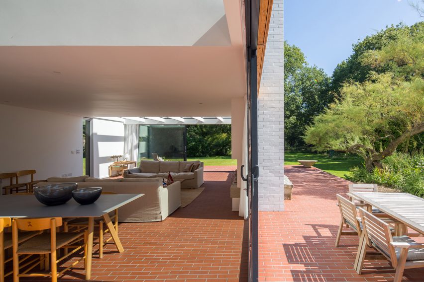 Woodpeckers by Strom Architects