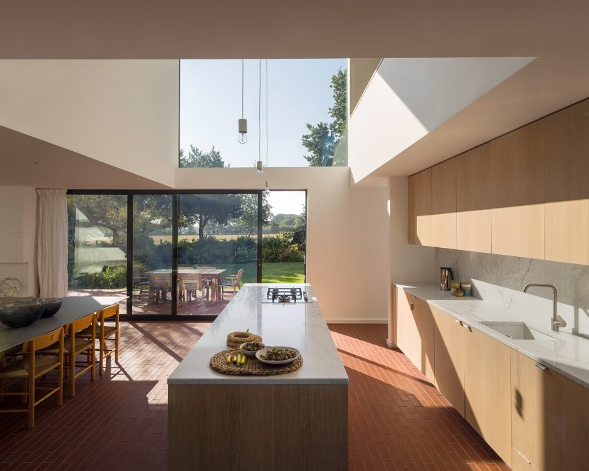 Woodpeckers by Strom Architects