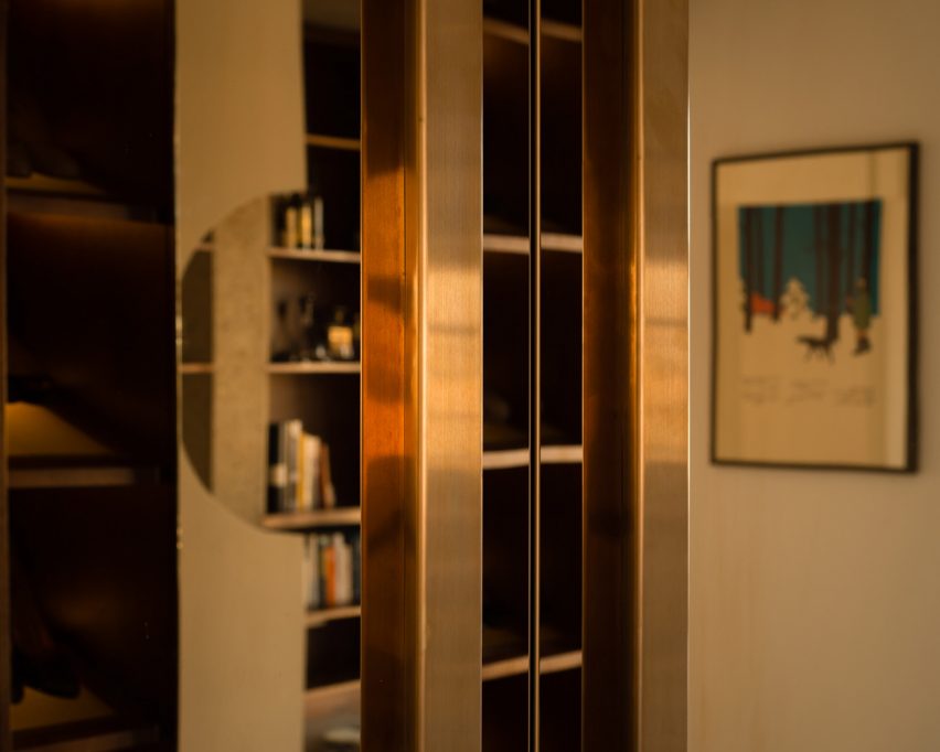 Ziggutat building by Thomas Klassnik residential interior