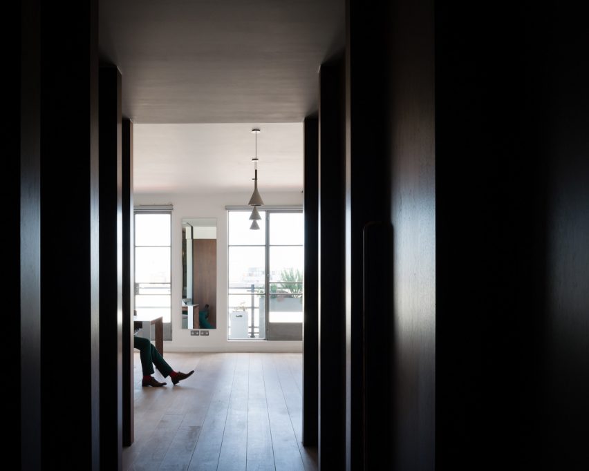 Ziggutat building by Thomas Klassnik residential interior