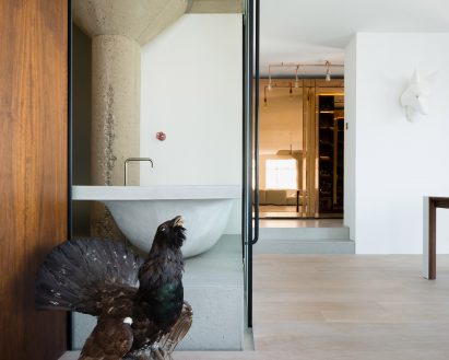 Ziggutat building by Thomas Klassnik residential interior