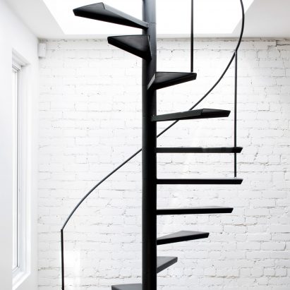 espace-panet-canada-anne-sophie-goneau-monochrome-pinterest_dezeen_1704_col_1