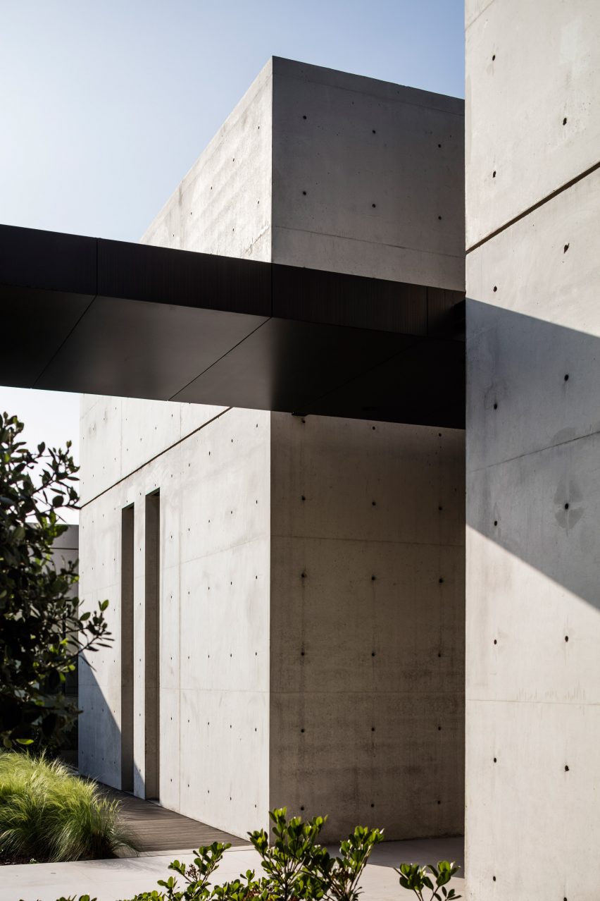 A concrete Composition by Studio de Lange