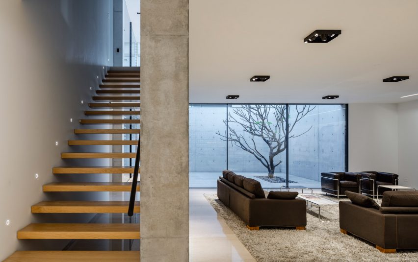 A concrete Composition by Studio de Lange