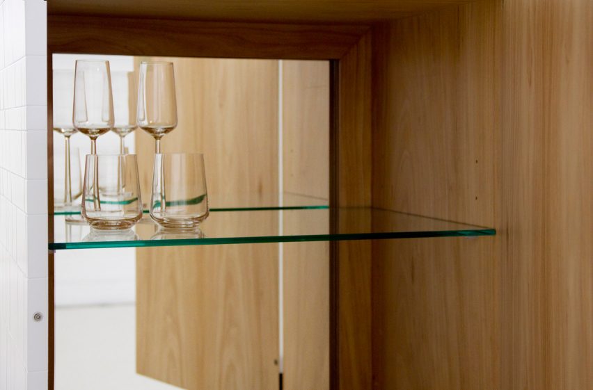 AYBAR_ZIGGY cabinet by Leonardo Di Caprio