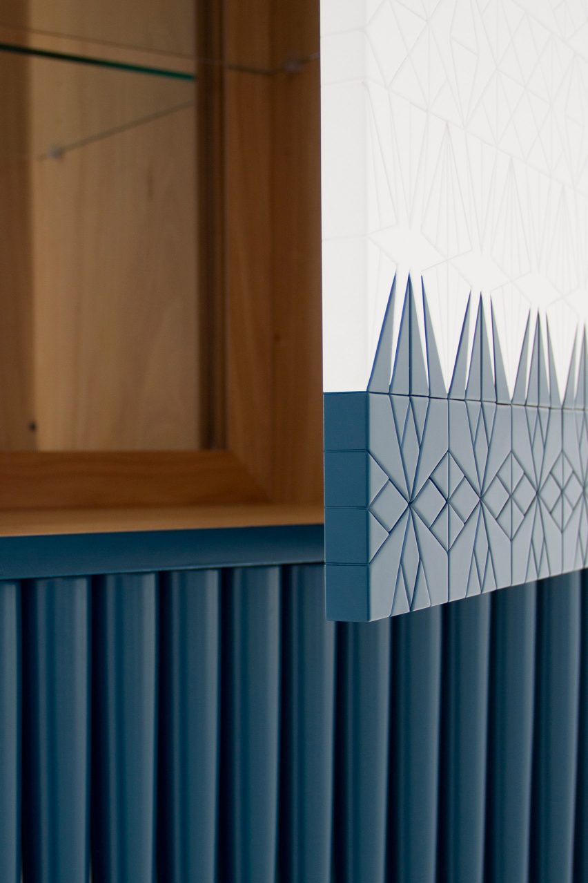 AYBAR_ZIGGY cabinet by Leonardo Di Caprio