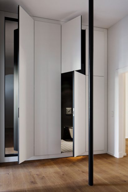 Berlin apartment by RAUM404