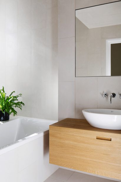 berling-apartment-raum404-germany-apartment-interior_dezeen_2364_col_6