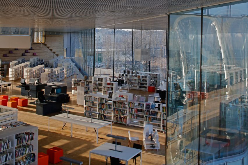Bibliothèque Alexis de Tocqueville by OMA and Barcode
