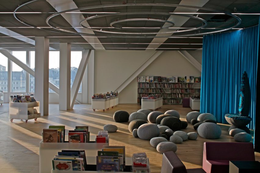 Bibliothèque Alexis de Tocqueville by OMA and Barcode
