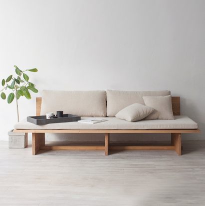 Hyung Suk Cho bases minimal daybed on traditional Korean design and paintings