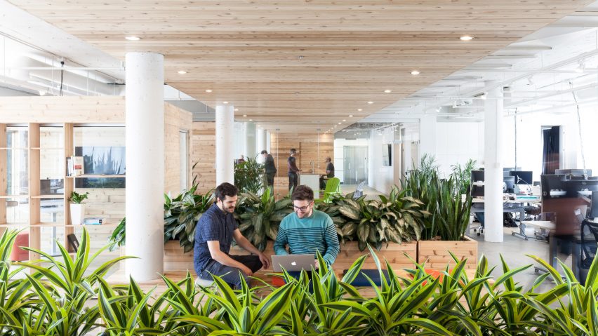 Bureaux OVH by Atelier Pierre Thibault